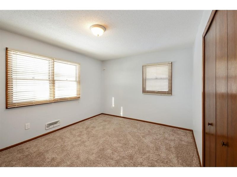 14165 Quebec Ave, Savage, MN 55378