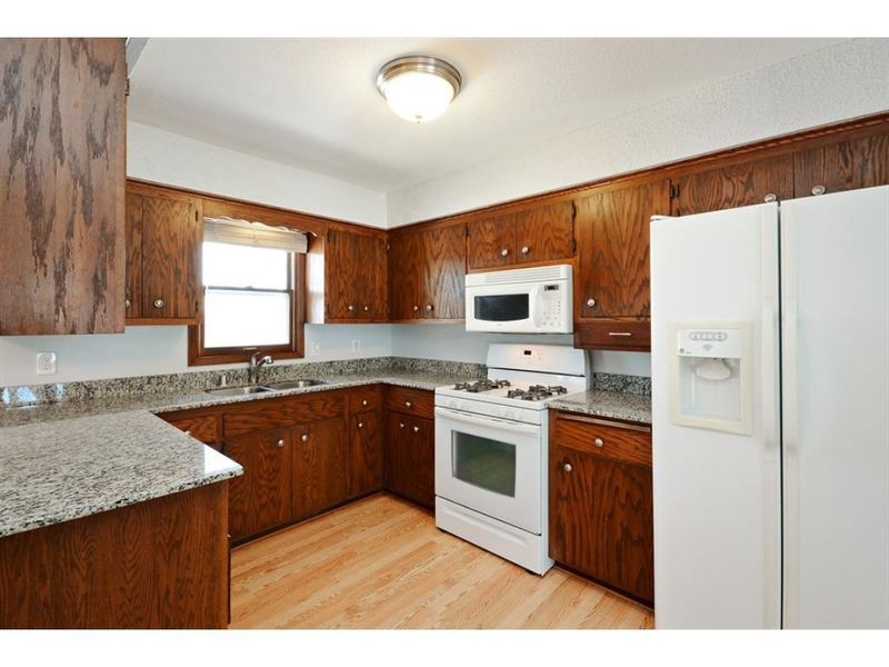14165 Quebec Ave, Savage, MN 55378