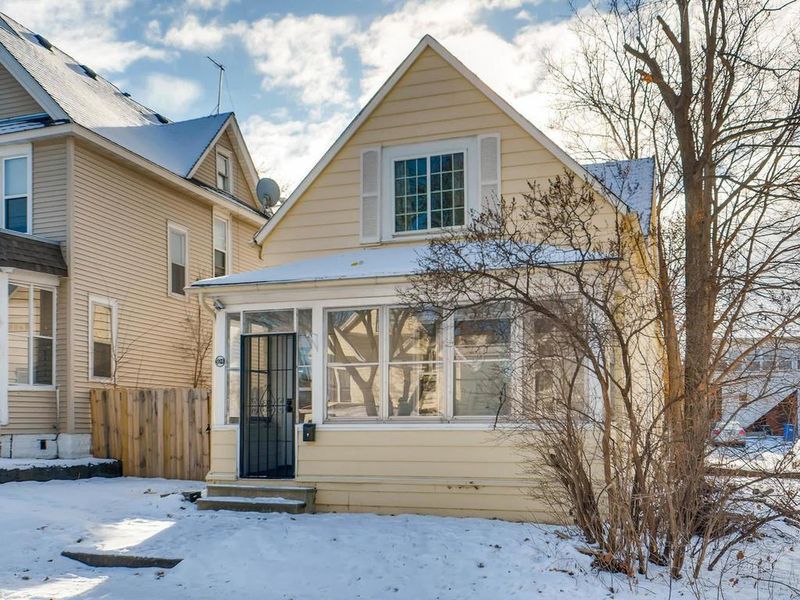 924 Sherburne Ave, Saint Paul, MN 55104