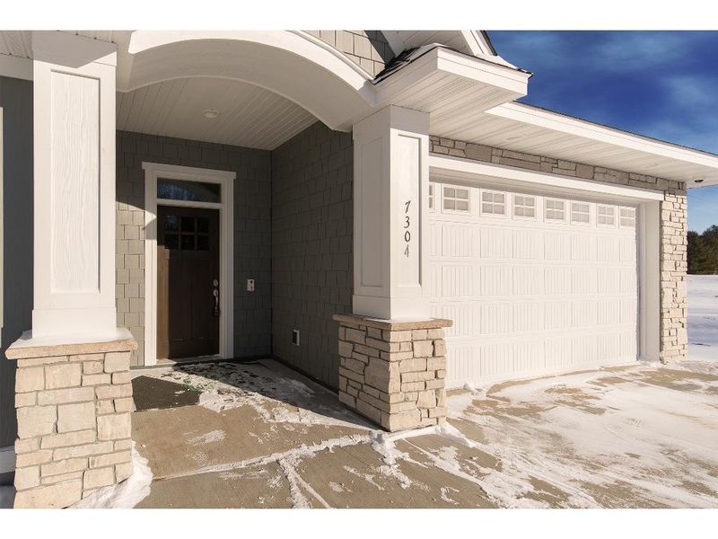 7304 Harkness Way, Cottage Grove, MN 55016