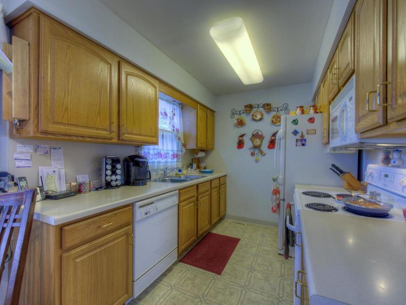 838 22nd Ave N, South Saint Paul, MN 55075
