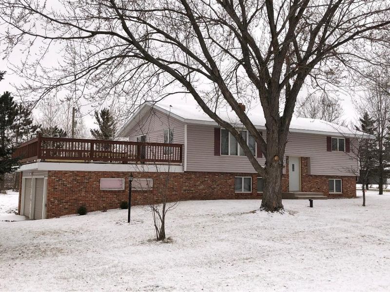 2115 Morningside Dr NE, Saint Cloud, MN 56304