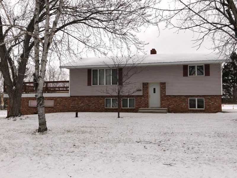 2115 Morningside Dr NE, Saint Cloud, MN 56304