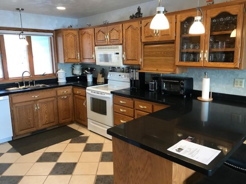 21728 Fenton Ct, Cold Spring, MN 56320