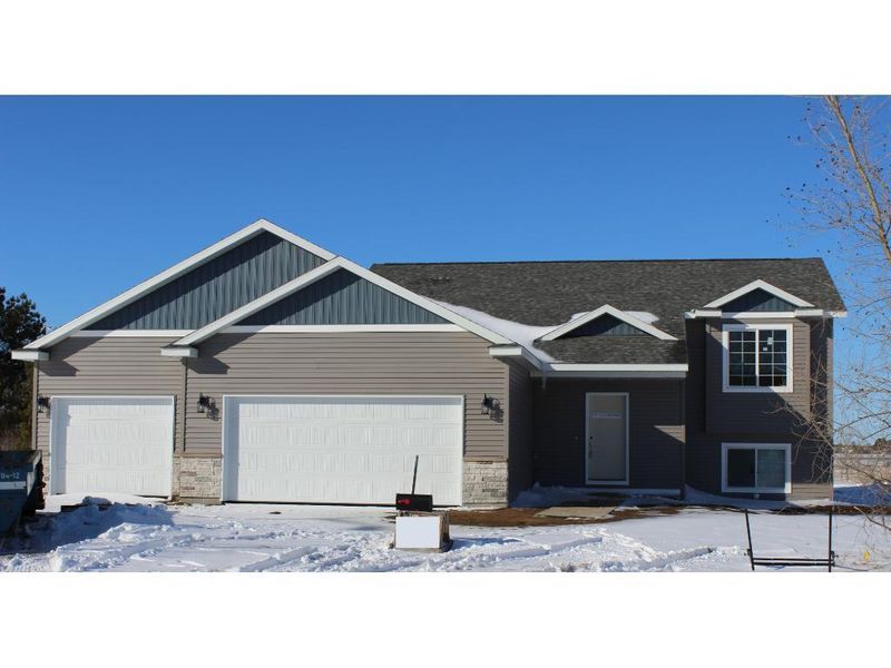 805 3rd St SW, Rice, MN 56367