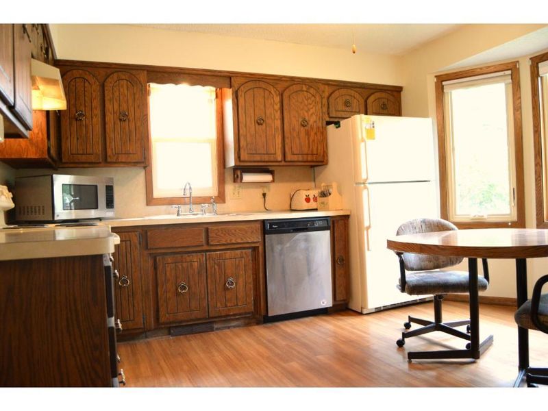 1030 Amble Rd, Shoreview, MN 55126