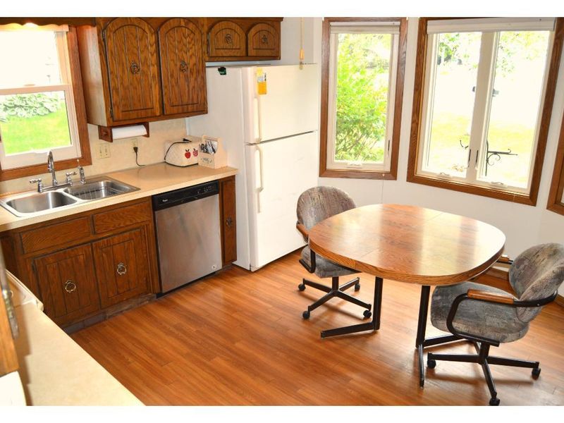 1030 Amble Rd, Shoreview, MN 55126