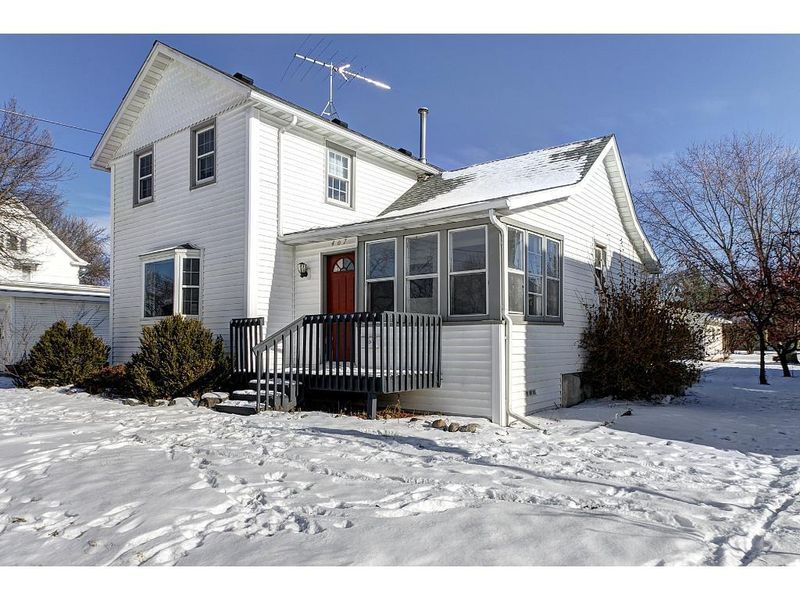 407 3rd St SW, Montgomery, MN 56069
