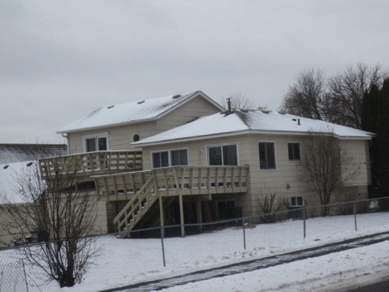 7211 Divinity Ln, Eden Prairie, MN 55346