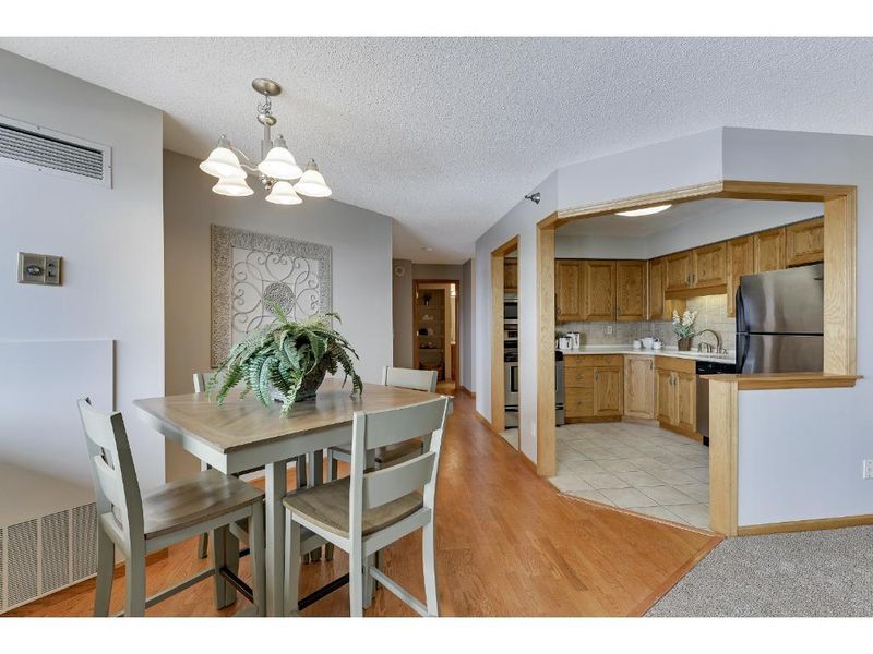 78 10th St E #R2009, Saint Paul, MN 55101