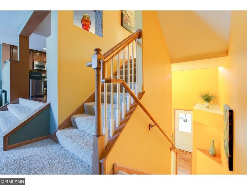 1623 Fox Hunt Way, Victoria, MN 55386