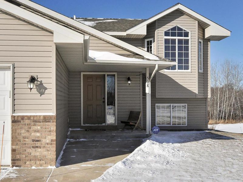 508 Glen Oaks Cir, Big Lake, MN 55309
