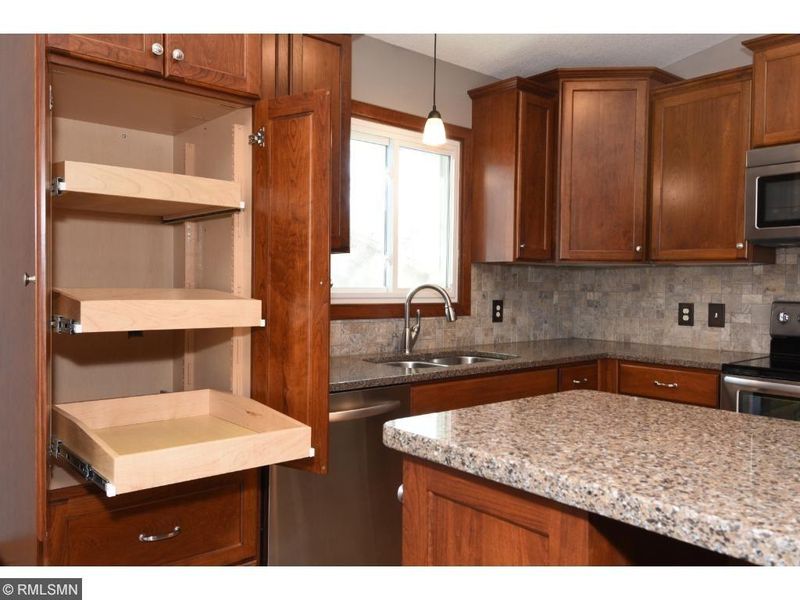 204 Marian Ct, Circle Pines, MN 55014