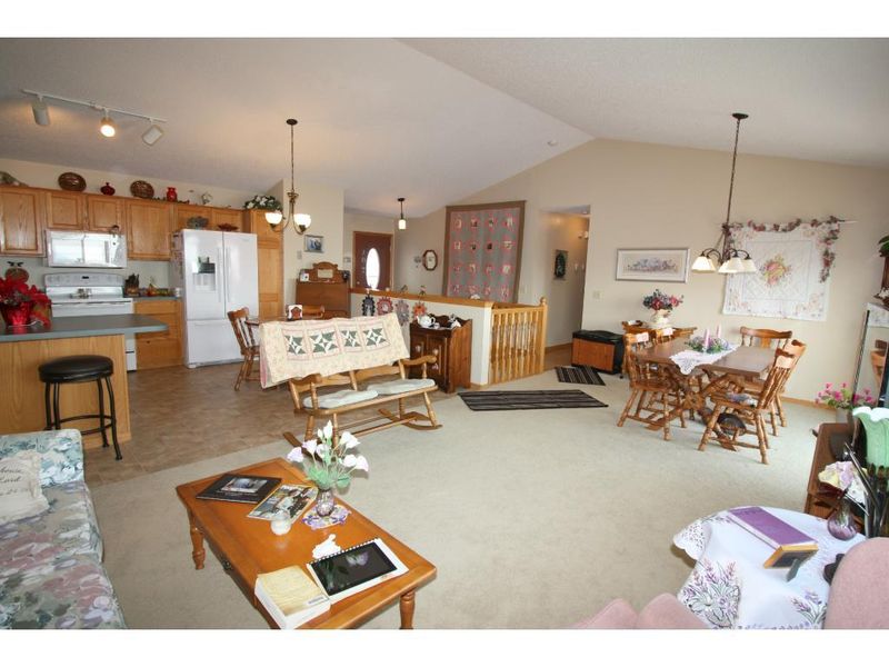 18598 Euclid Pa, Farmington, MN 55024