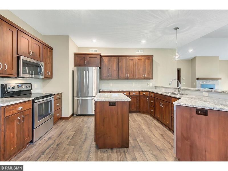 2404 40th Ave S, Saint Cloud, MN 56301