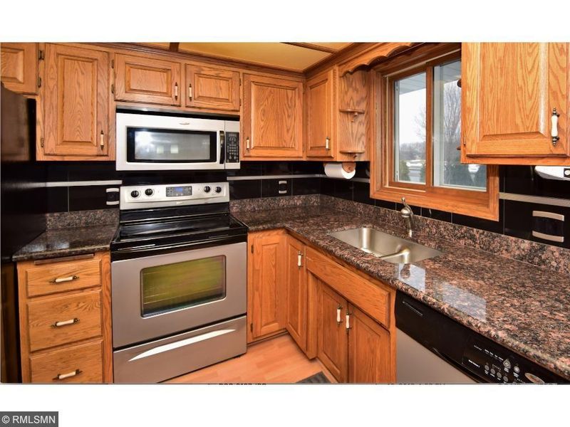 9032 Loch Lomond Blvd, Brooklyn Park, MN 55443