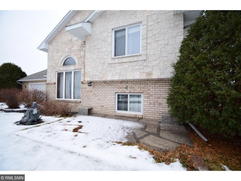 9032 Loch Lomond Blvd, Brooklyn Park, MN 55443