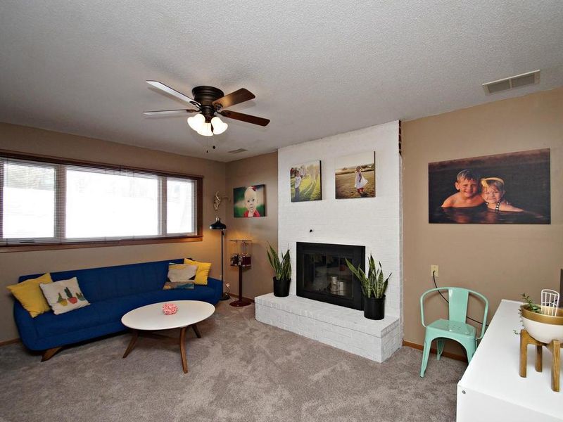 9915 Cavell Cir, Bloomington, MN 55438