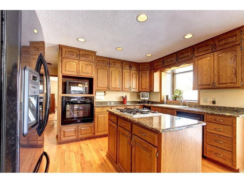 1208 Festler Ct, Northfield, MN 55057