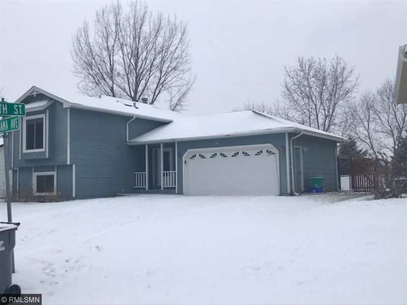 13602 Alabama Ave S, Savage, MN 55378