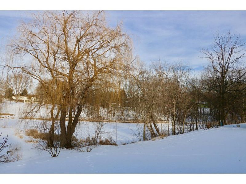 212 Circle Ln SE, Saint Michael, MN 55376