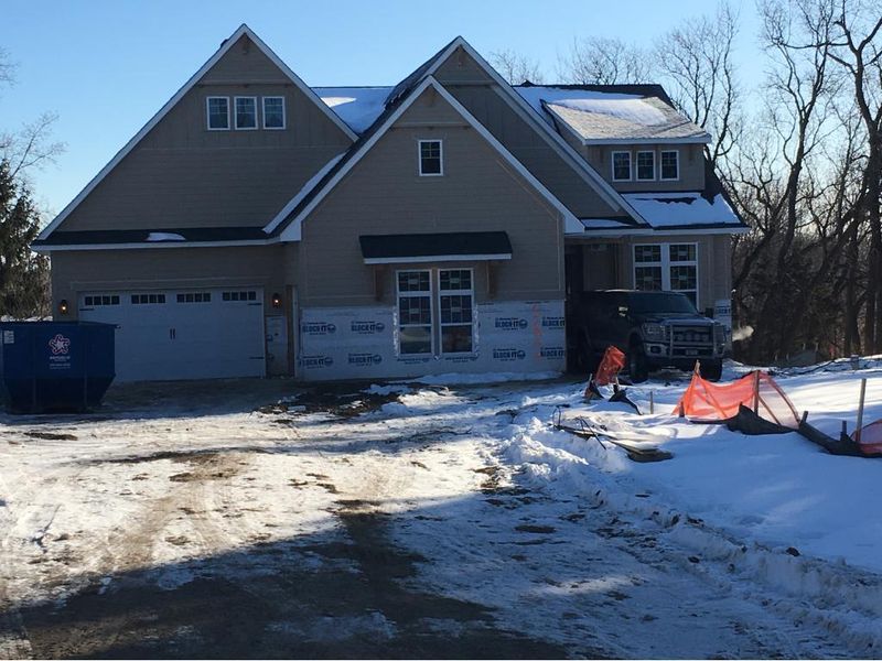 2582 Holy Name Dr, Medina, MN 55340