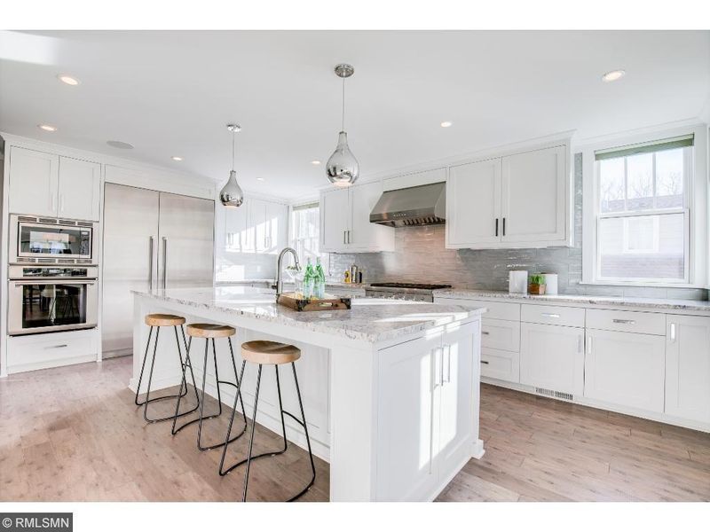 5406 Abbott Pl, Edina, MN 55410