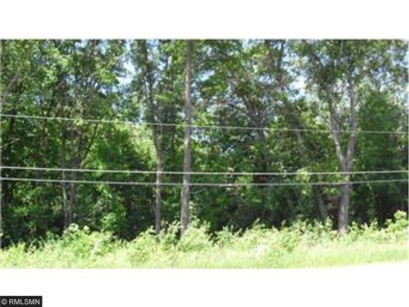 325 Walnut St S, Mora, MN 55051