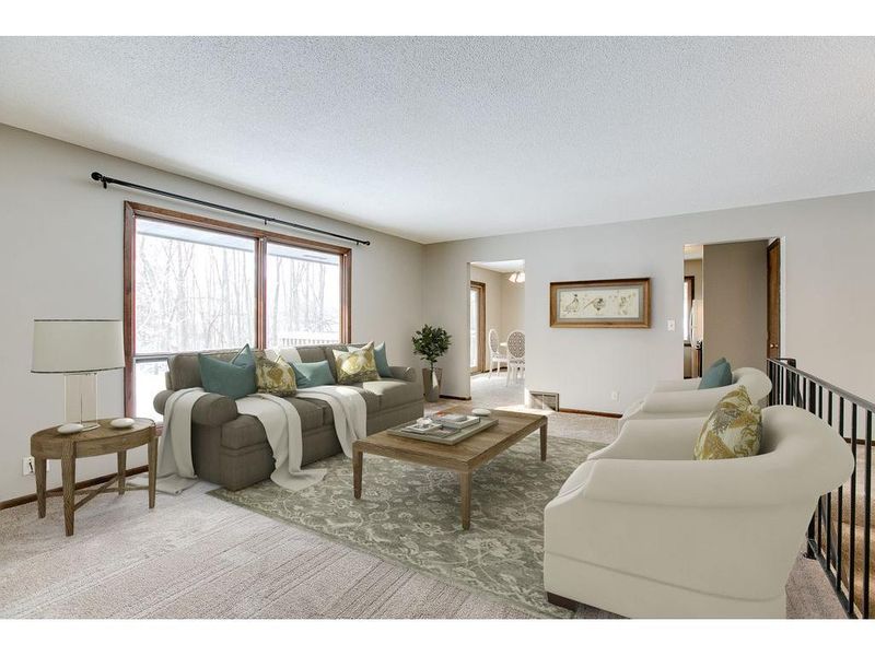 5440 Mallard Ln, Excelsior, MN 55331
