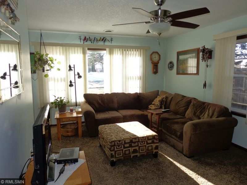 307 2nd St NE, Buffalo, MN 55313