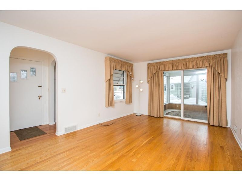 166 Viking Pl, Eau Claire, WI 54701