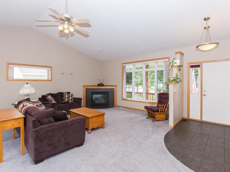 1122 Varner Way, Buffalo, MN 55313