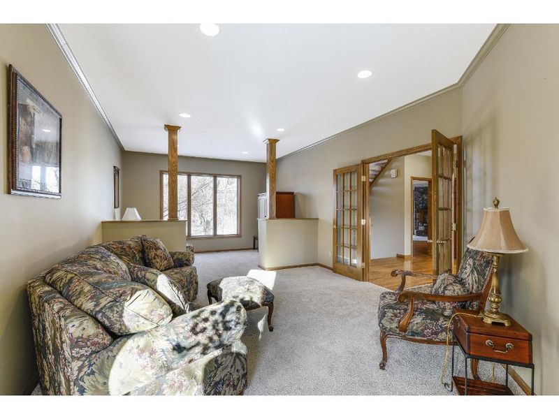 13815 Grothe Cir, Apple Valley, MN 55124