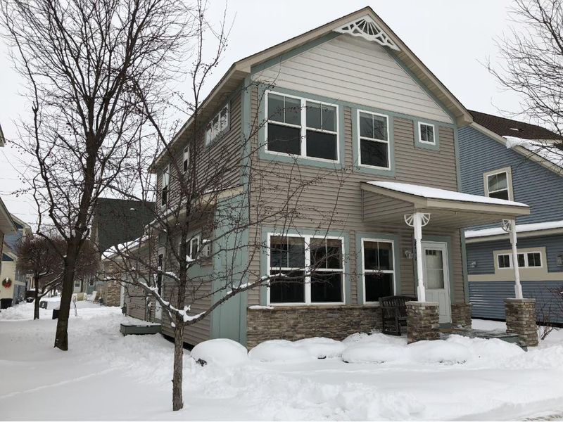 8558 Windsor Ln N, Brooklyn Park, MN 55443