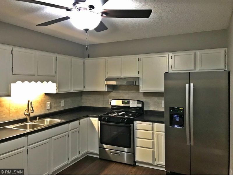 1547 Sims Ave, Saint Paul, MN 55106