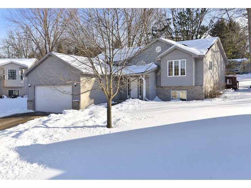 1120 1st St SE, Faribault, MN 55021