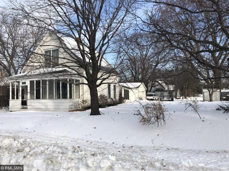 1826 Birmingham St, Maplewood, MN 55109
