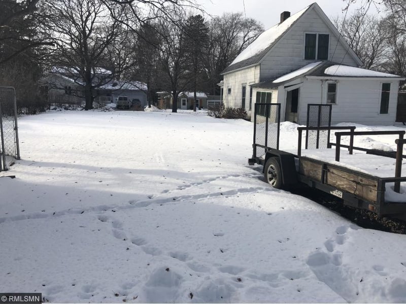 1826 Birmingham St, Maplewood, MN 55109
