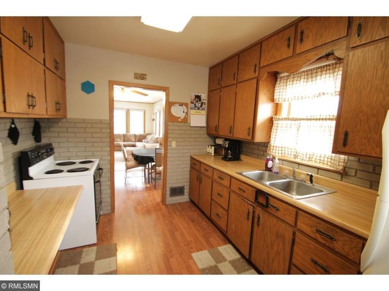 831 33rd Ave N, Saint Cloud, MN 56303