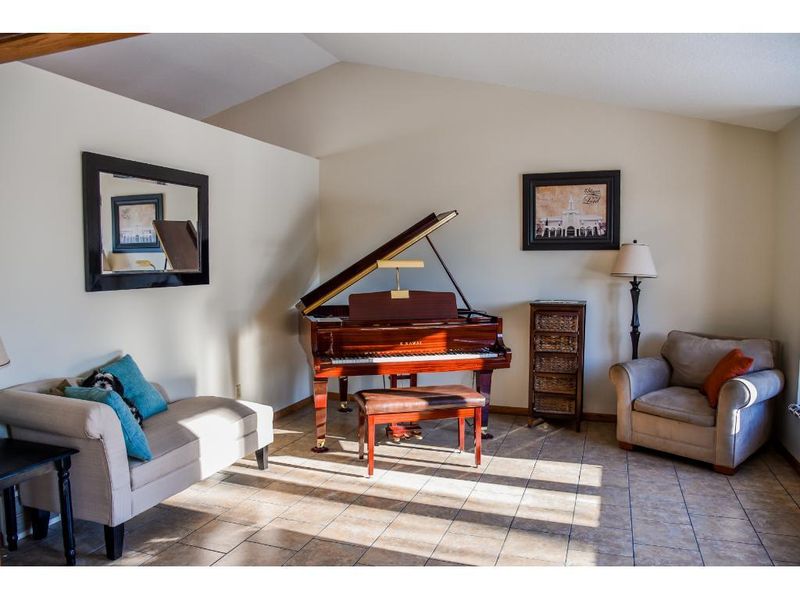 20633 Jasmine Pa, Lakeville, MN 55044