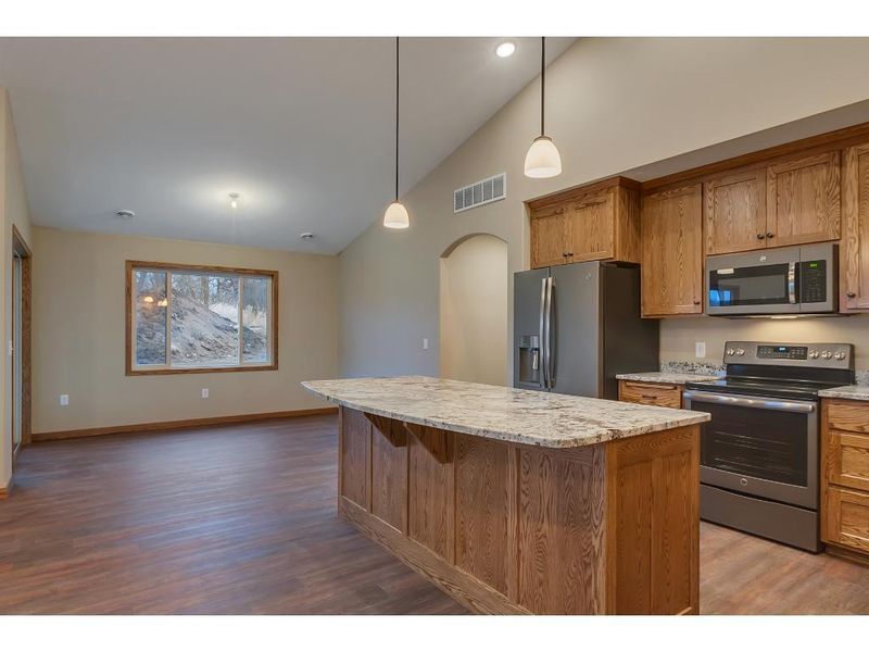 1607 River Links Dr, Cold Spring, MN 56320