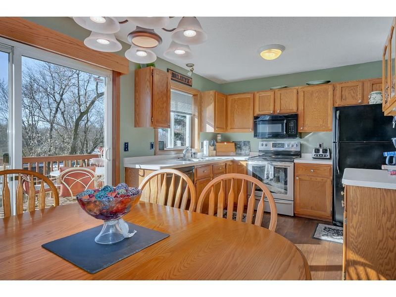 411 10th Ave N, Sauk Rapids, MN 56379
