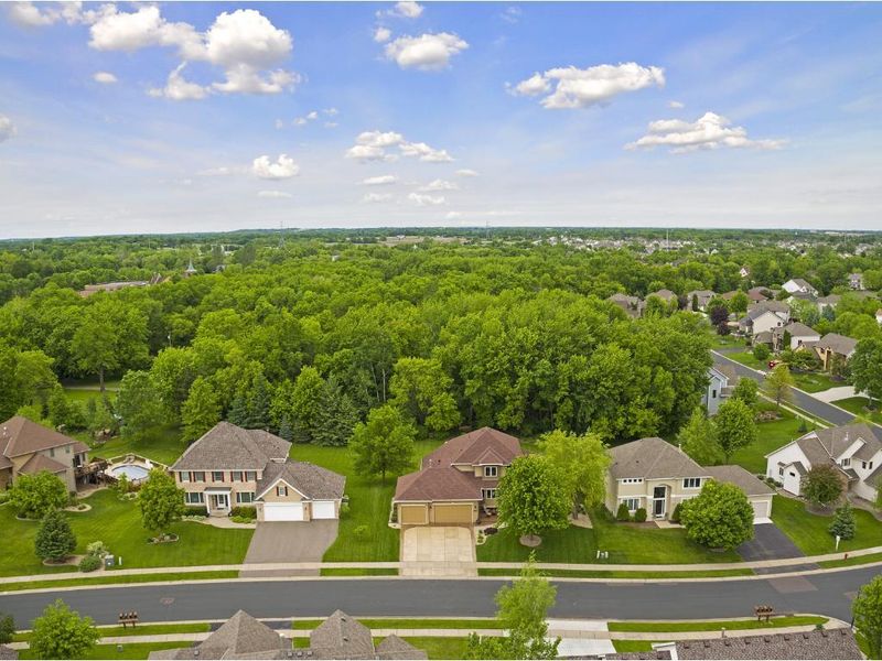 18904 Gladstone Blvd N, Maple Grove, MN 55311