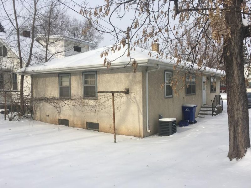 1200 Minnehaha Ave E, Saint Paul, MN 55106