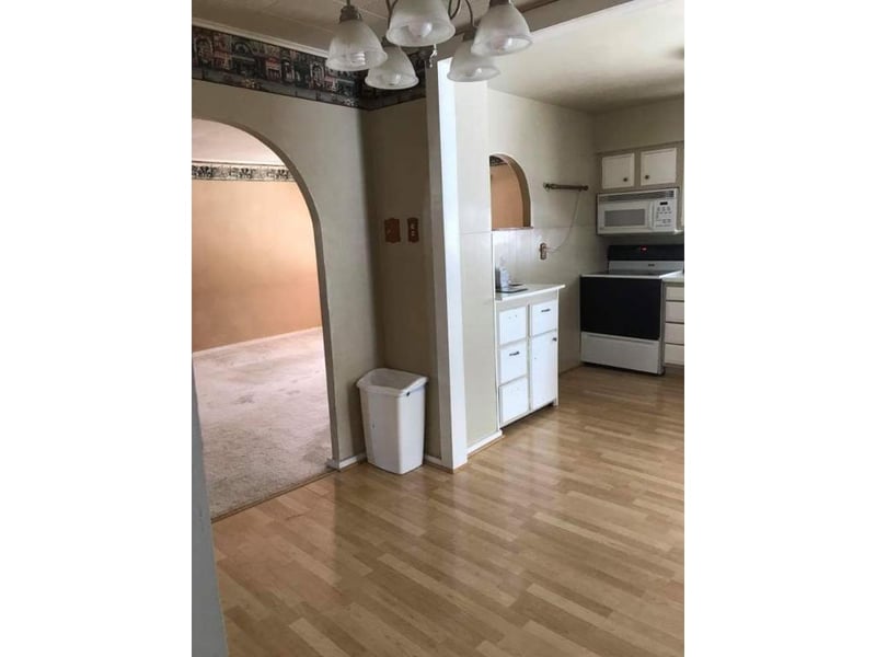 110 3rd Ave, Waldorf, MN 56091