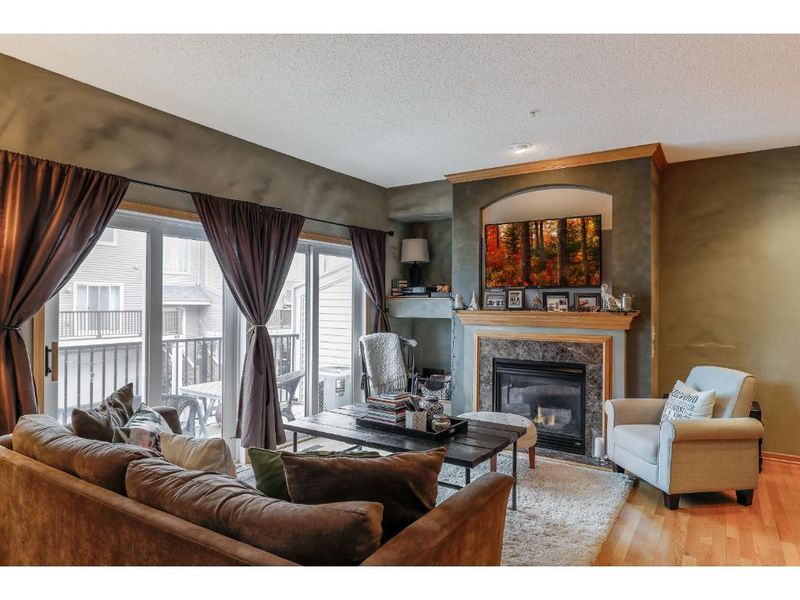 4332 Victor Pa #4, Hugo, MN 55038