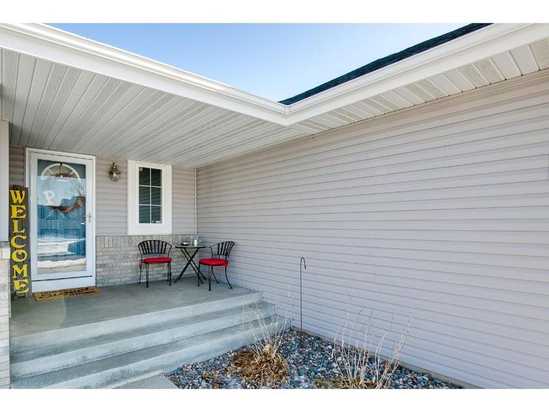 5415 Highland Trl, Big Lake, MN 55309