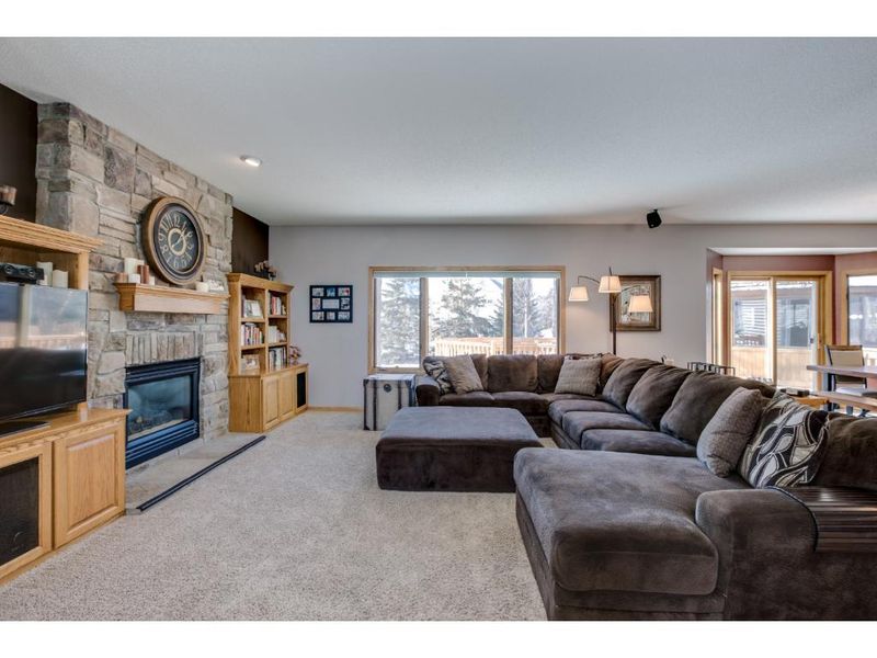 9148 Windsor Ave, Savage, MN 55378