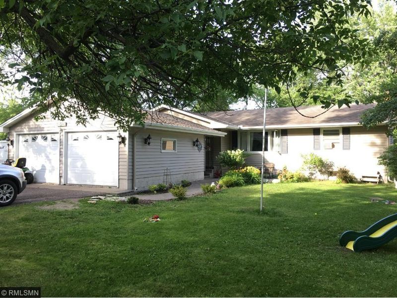 6300 Pioneer Trl, Loretto, MN 55357