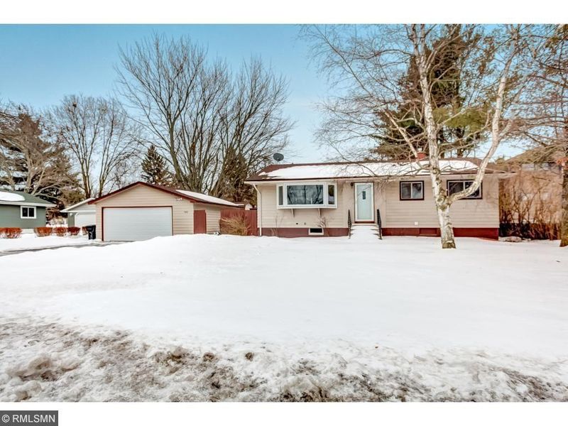 5717 147th St N, Hugo, MN 55038